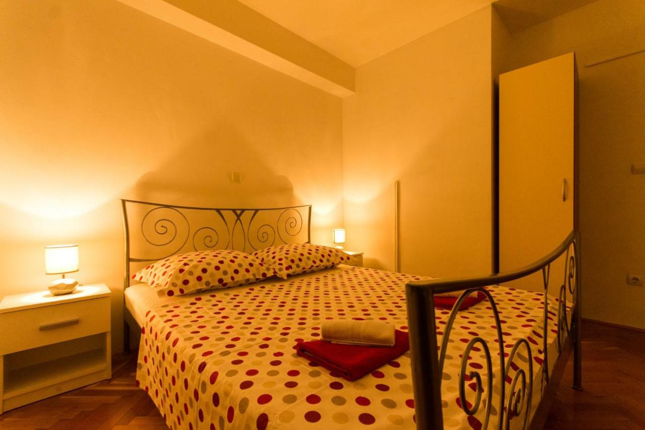 Apartament Apartman Ruza Trogir Zewnętrze zdjęcie