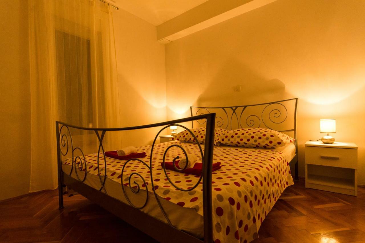 Apartament Apartman Ruza Trogir Zewnętrze zdjęcie