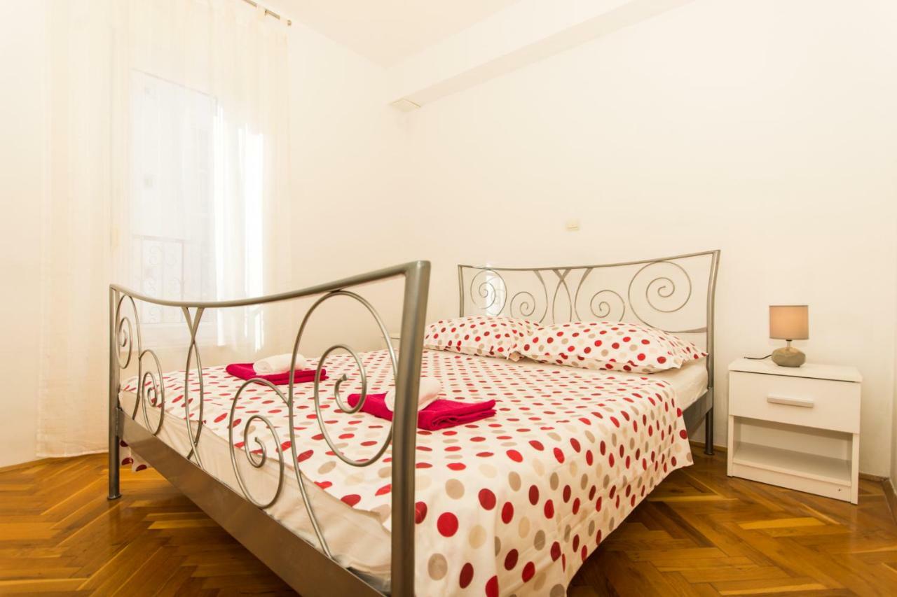 Apartament Apartman Ruza Trogir Zewnętrze zdjęcie