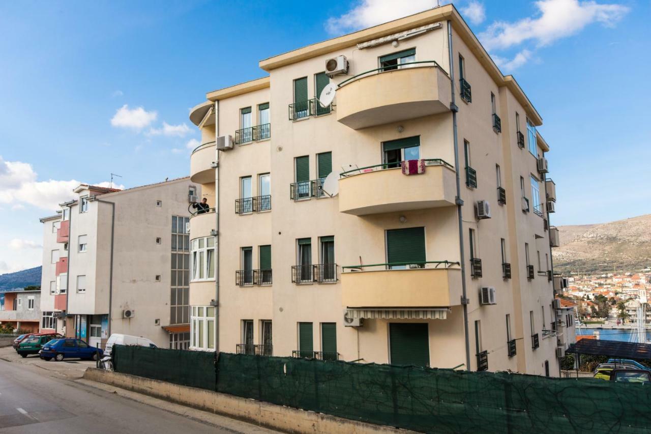 Apartament Apartman Ruza Trogir Zewnętrze zdjęcie
