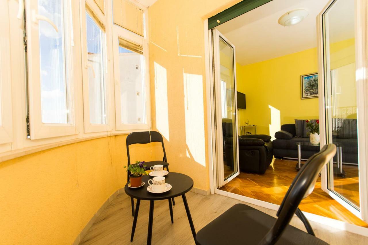 Apartament Apartman Ruza Trogir Zewnętrze zdjęcie