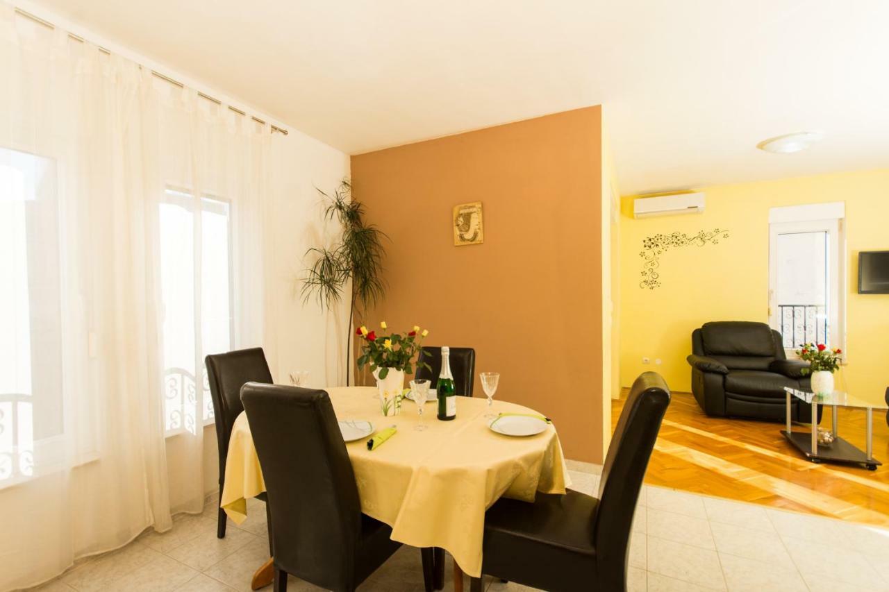 Apartament Apartman Ruza Trogir Zewnętrze zdjęcie